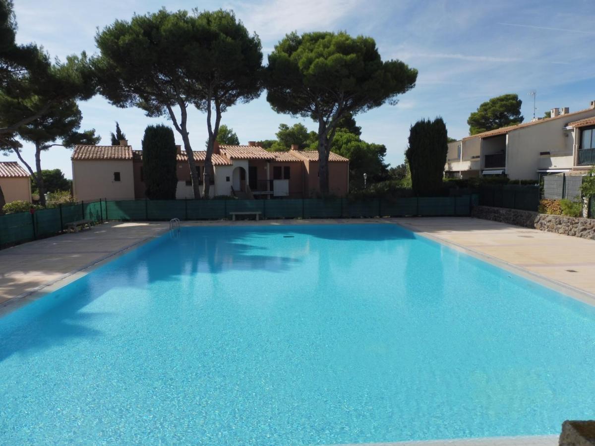 Apartment Cap Les Pins Joli T3 Vue Golf Piscine Cap D'agde Agde